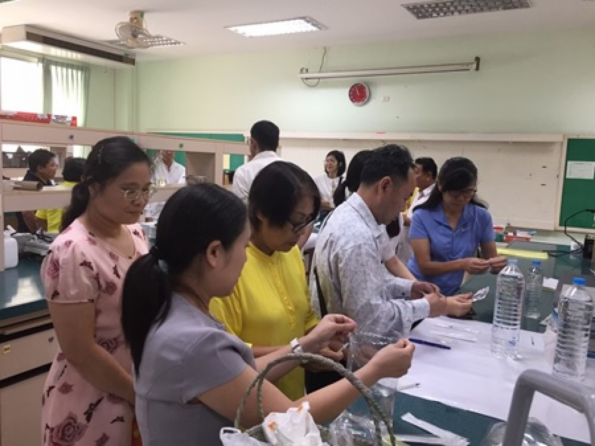 Workshop for educating people and manufacturers on the quality control of water for cosmetic production.